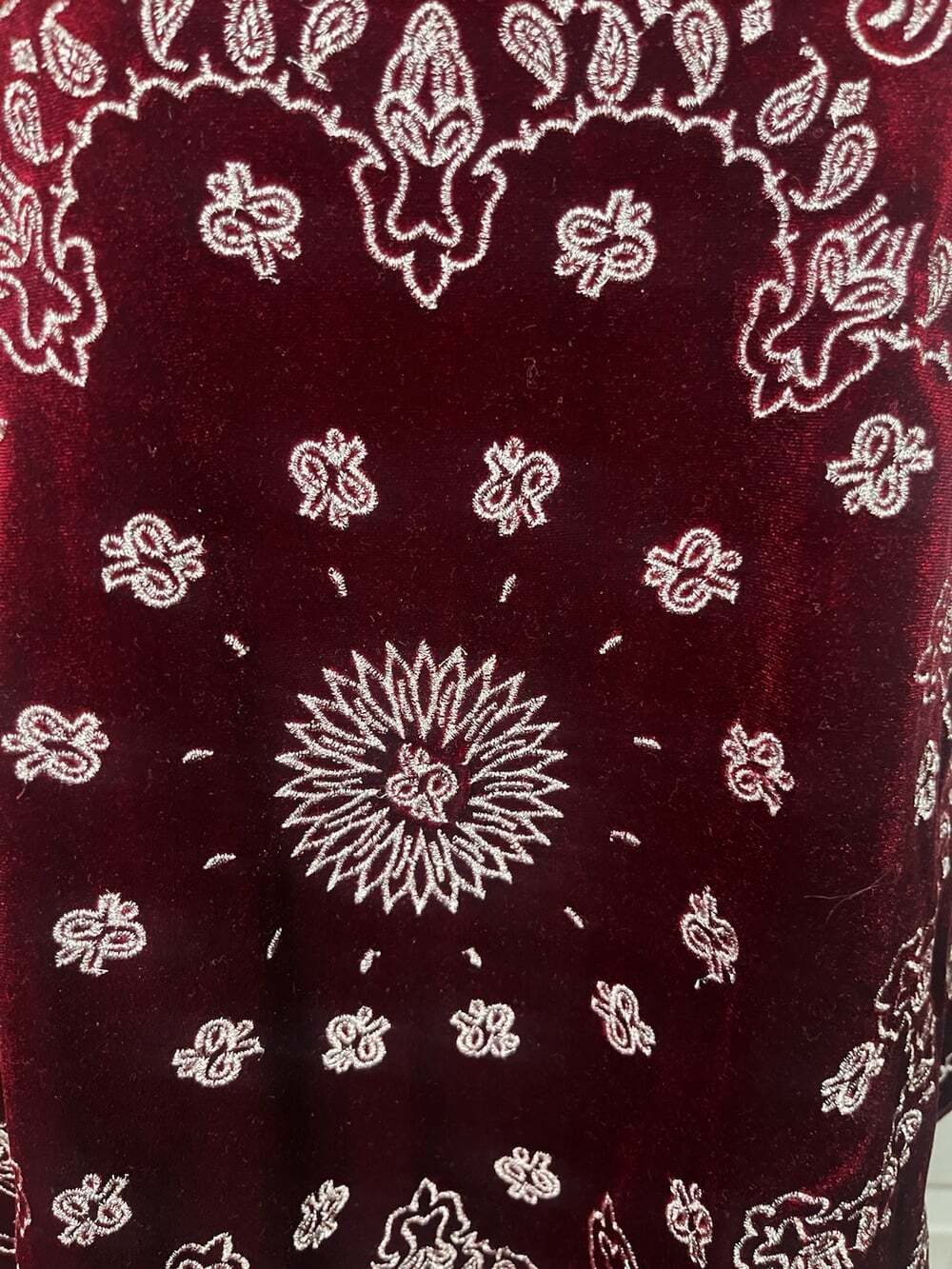 Free People Shirt Sz L Burgundy Velvet Bandana Festival Boho Hippie Embroidered - Picture 4 of 11